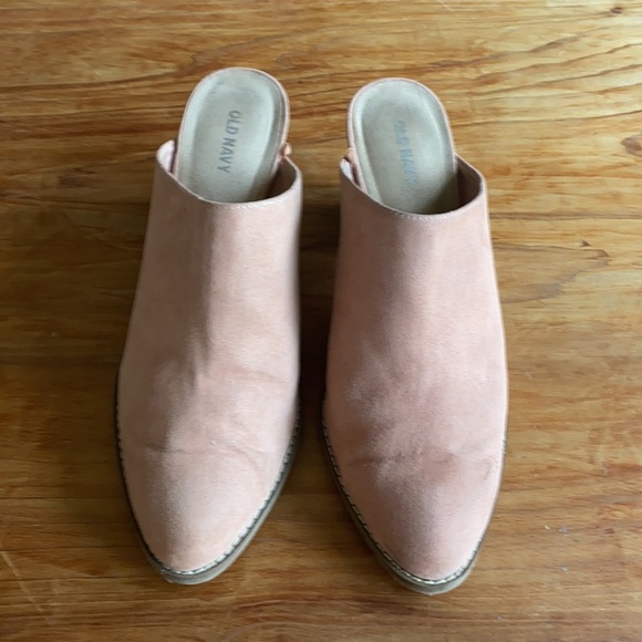 Old Navy Blush Slip On Mules - Picture 6 of 14